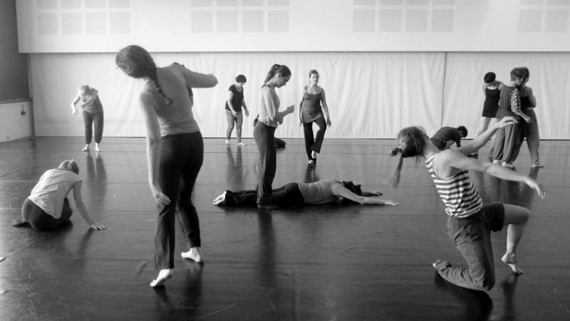 Atelier de danse contemporaine  Nathalie Pernette Cie Pernette 