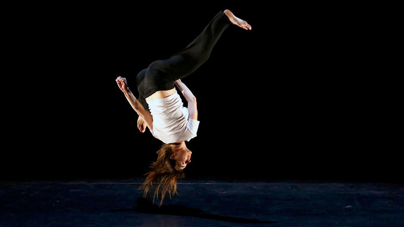 Lancer de saison + Souffle   Florence Caillon Cie L'Éolienne 