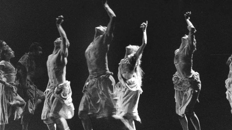 Atelier - Sur les Traces de Folie re-création Claude Brumachon - Benjamin Lamarche  Cie Sous la peau _pour danseurs amateurs