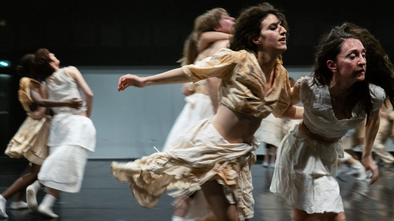 Sur les Traces de Folie   + Surprise ! Claude Brumachon & Benjamin Lamarche  avec des danseuses et danseurs passionnés 